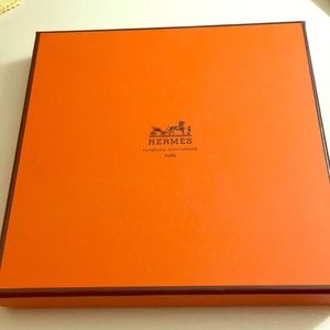 Hermès Carre 70 cm 100% Soie Vintage Gaucho